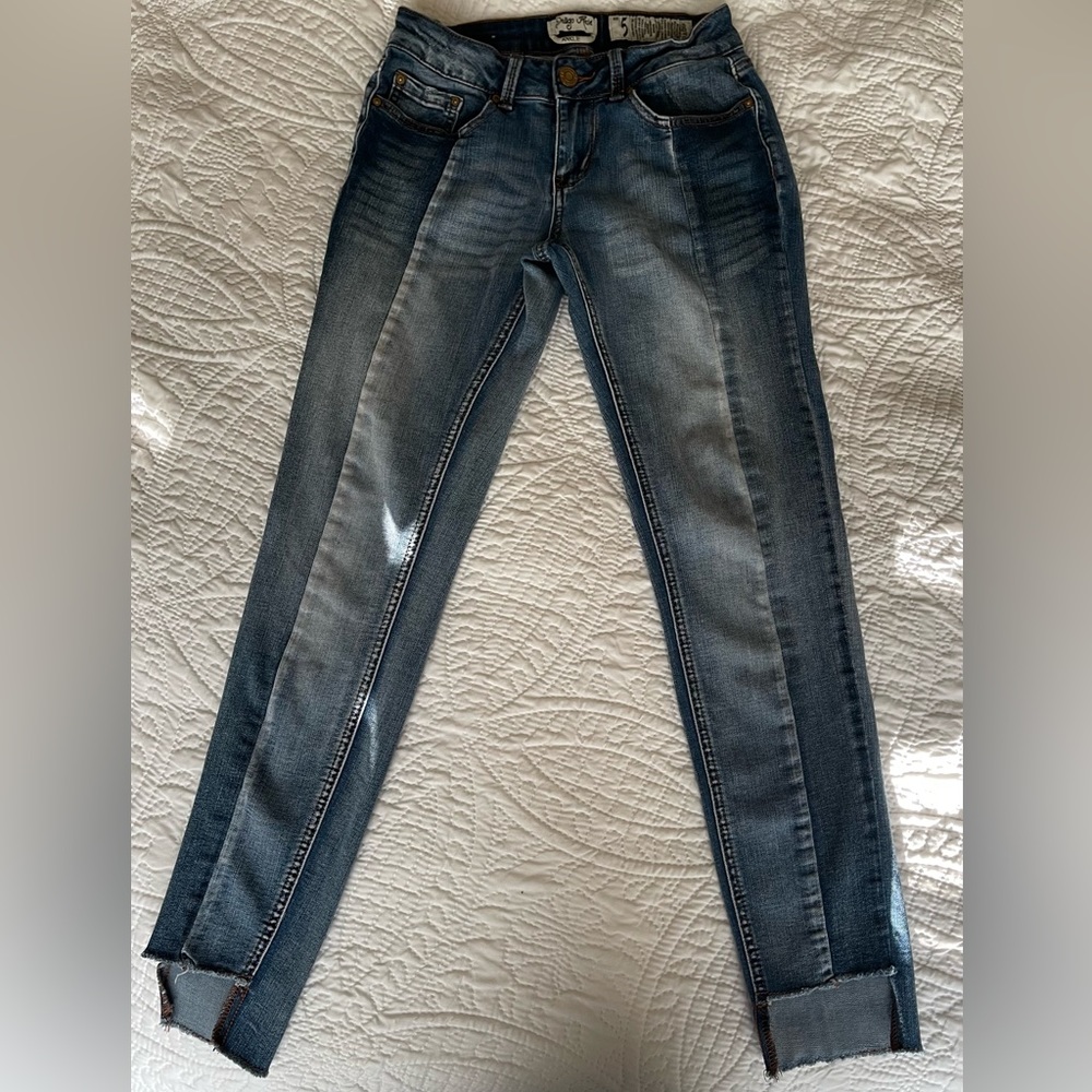 Indigo Rein Ankle Skinny Jeans Size‎ 5 Cotton Blend, Low Rise. High/Low Hem B-7